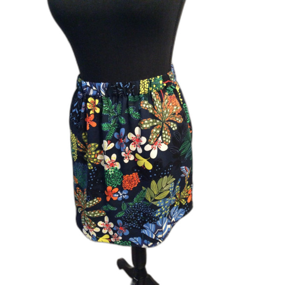 Loft Petites XXSP Floral skirt EUC Elastic Waist Mini - Picture 1 of 3